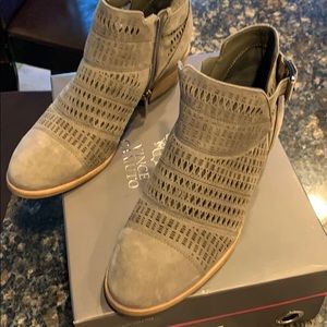 Vince camuto leather booties size 8.5
